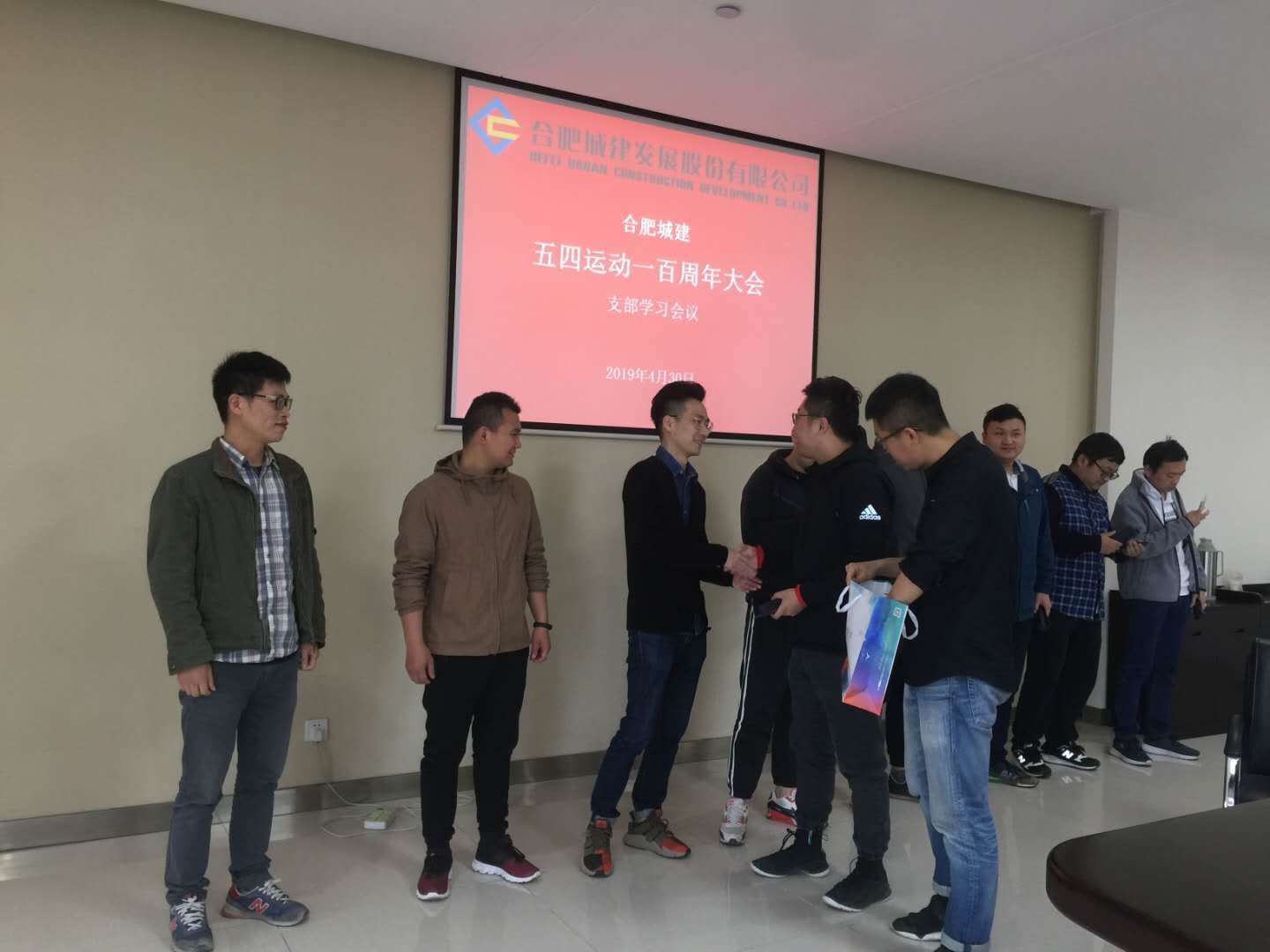 拉霸LaBa360(中国区)官方网站